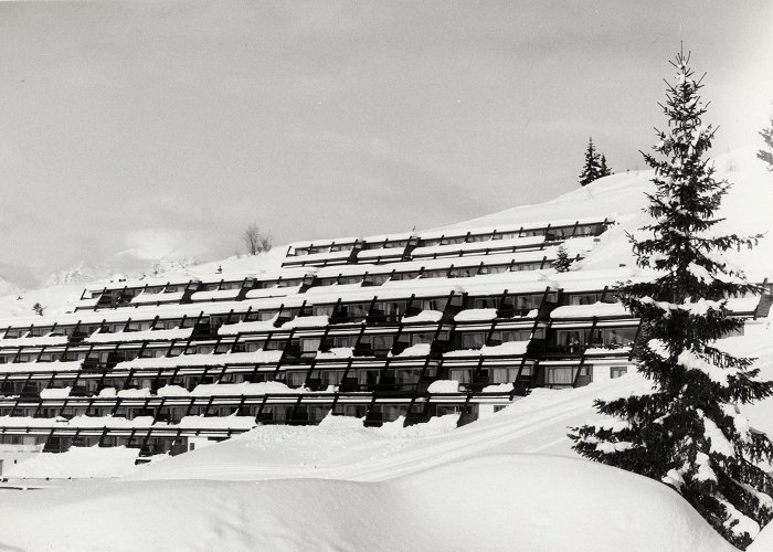 Flaine Ski School Revisit: Marcel Breuer's Flaine resort and Charlotte Perriand's ... photo