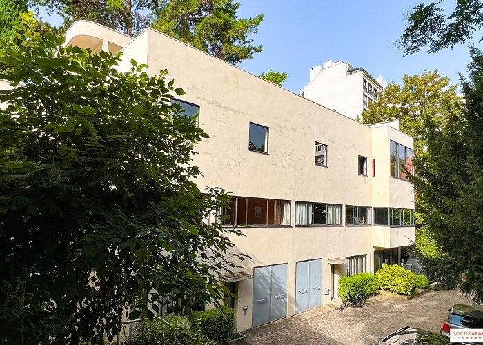 Fondation Le Corbusier Le Corbusier's Maison La Roche: visit the iconic architect's work ... photo