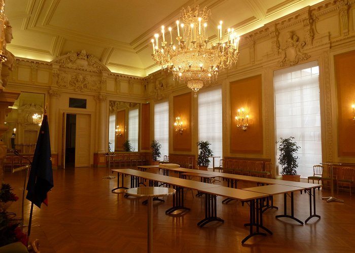 Clermont-Ferrand Town Hall Room - Town hall - Clermont-Fd | Film France photo