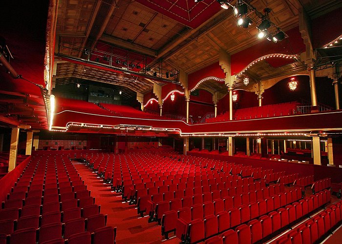 Casino de Paris Theatre Shows and plays to see in Paris in October 2023 - Sortiraparis.com photo