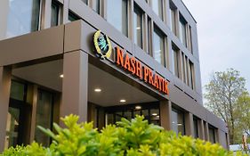 Nash Pratik Hotel Женева Exterior photo