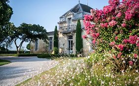 Chateau Cordeillan-Bages Пойяк Exterior photo