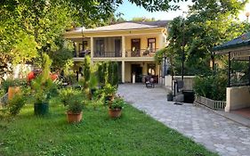 Nargiz'S Guest House Батуми Exterior photo