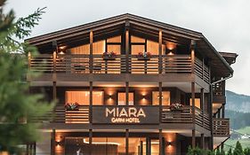 Garni Hotel Miara - Your Dolomites Home Сельва-ди-Валь-Гардена Exterior photo