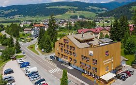 Hotel Dolomiten Доббиако Exterior photo