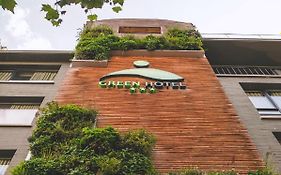 Green Hotel Генк Exterior photo