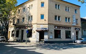 Hotel Montan Дуйсбург Exterior photo