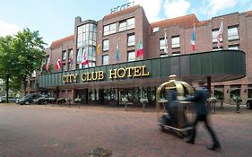 City Club Hotel Ольденбург Exterior photo