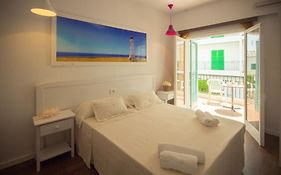 Отель Hostal Sunset Ibiza Сан-Антонио-Абад Exterior photo