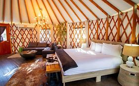 Отель Escalante Yurts - Luxury Lodging Exterior photo