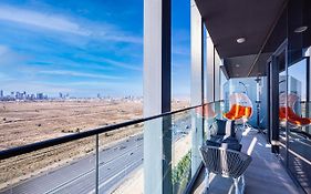 Вилла Luxury 1Br With Stunning Skyline Views Of Дубай Exterior photo