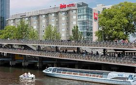 Отель Ibis Amsterdam Centre Exterior photo