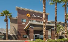 La Quinta Inn & Suites By Wyndham Las Vegas Nellis Exterior photo