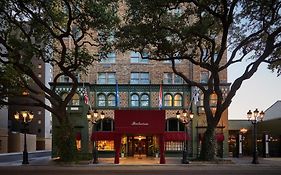 Pontchartrain Hotel St. Charles Avenue Новый Орлеан Exterior photo