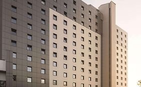 Отель Ramada Plaza By Wyndham Bucharest Convention Center Exterior photo