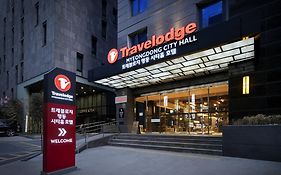 Travelodge Myeongdong City Hall Сеул Exterior photo