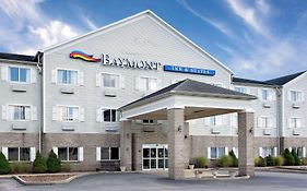 Отель Baymont By Wyndham Лоренсберг Exterior photo