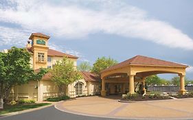 Отель La Quinta By Wyndham St. Louis Westport Exterior photo