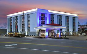 Holiday Inn Express & Suites Cincinnati Riverfront, An Ihg Hotel Ковингтон Exterior photo