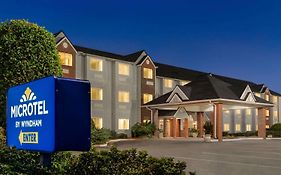 Microtel Inn & Suites By Wyndham Тифтон Exterior photo