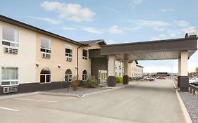 Days Inn & Suites By Wyndham Томпсон Exterior photo