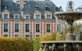Отель Cour Des Vosges - Evok Collection Париж Exterior photo