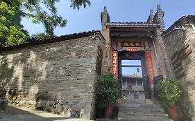 Гостевой дом Yangshuo Loong Old House Exterior photo