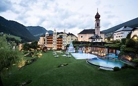 Adler Spa Resort Dolomiti Ортизеи Exterior photo