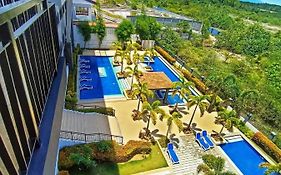 Crown Hotel At Harbour Springs Palawan Managed By Enderun Hotels Пуэрто-Принцеса Exterior photo