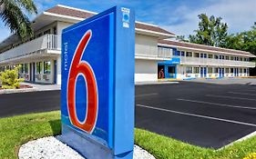 Motel 6 Дания-Бич Exterior photo