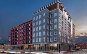 Отель Aloft Providence Downtown Exterior photo