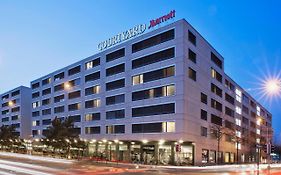 Отель Courtyard By Marriott Zurich North Exterior photo