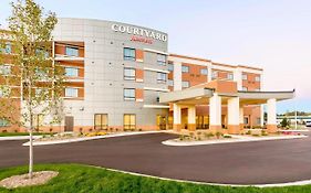 Отель Courtyard By Marriott Kalamazoo Portage Exterior photo