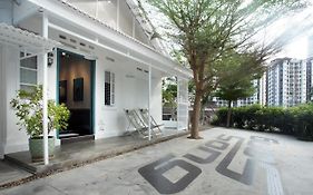 Stay Songsong Mount Erskine Tanjung Tokong Exterior photo