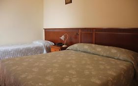 Bed and Breakfast Villino Gregoraci Relais Санта-Маринелла Exterior photo