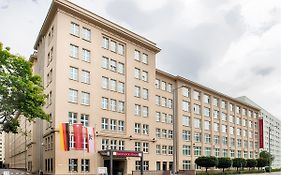 Отель Leonardo Royal Berlin Alexanderplatz Exterior photo