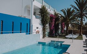 Отель Hostal Las Gaviotas Del Cabo Сан-Хосе Exterior photo