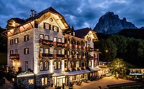 Grand Hotel Wolkenstein Сельва-ди-Валь-Гардена Exterior photo