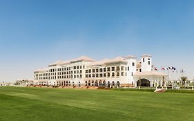 Al Habtoor Polo Resort Дубай Exterior photo