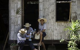 Отель Amanpulo Pamalican Island Exterior photo