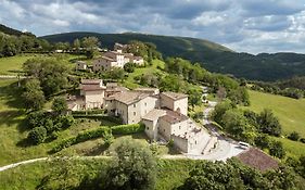 Гостевой дом Borgo Di Gallano Valtopina Exterior photo