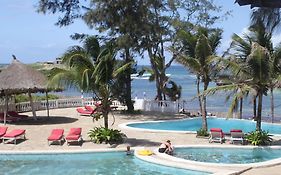 Lily Palm Resort Ватаму Exterior photo