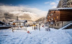 Jufa Hotel Montafon Бартоломеберг Exterior photo