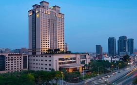 Sheraton Dongguan Hotel Exterior photo