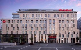 Sheraton Bratislava Hotel Exterior photo
