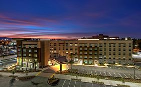 Hampton Inn & Suites San Jose Airport Exterior photo