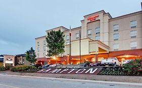 Hampton Inn By Hilton Камлупс Exterior photo