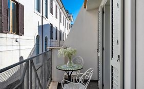 Numa I Vici Rooms & Apartments Рим Exterior photo