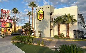 Отель Super 8 By Wyndham Las Vegas North Strip/Fremont St. Area Exterior photo