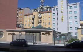 Ih Hotels Milano St. John Сесто-Сан-Джованни Exterior photo